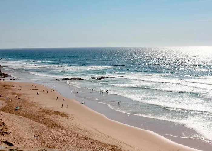 Julio Pomar, Swimming Pool